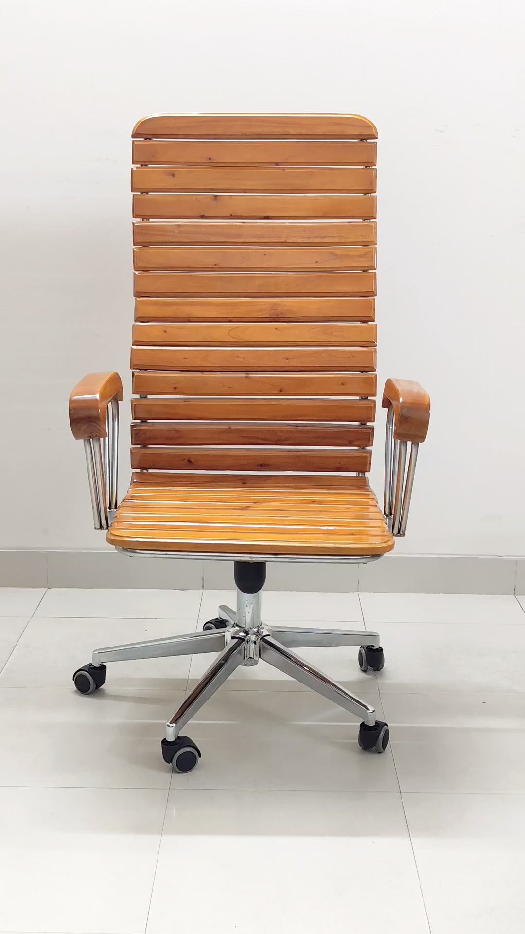 Quasar Chair | BFS115