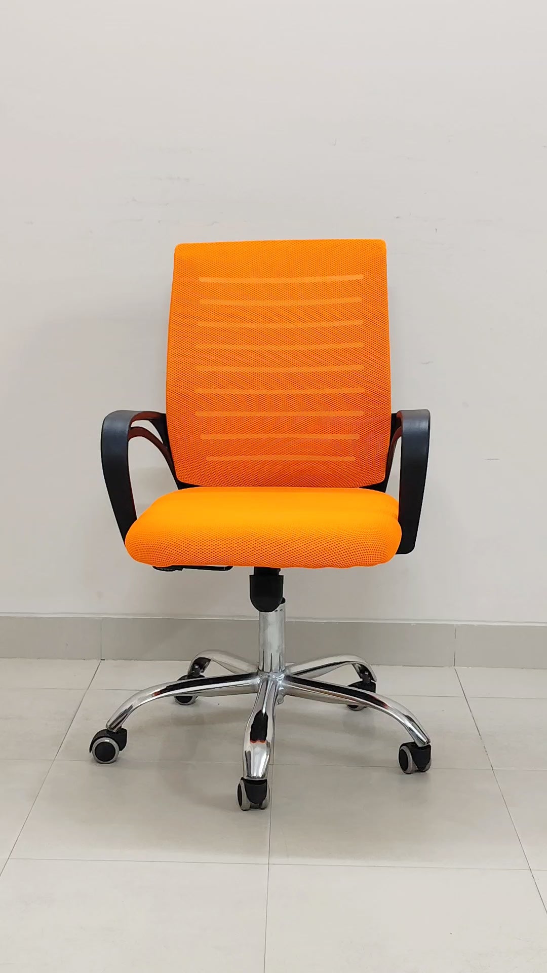 Sleek Chair - BFS052