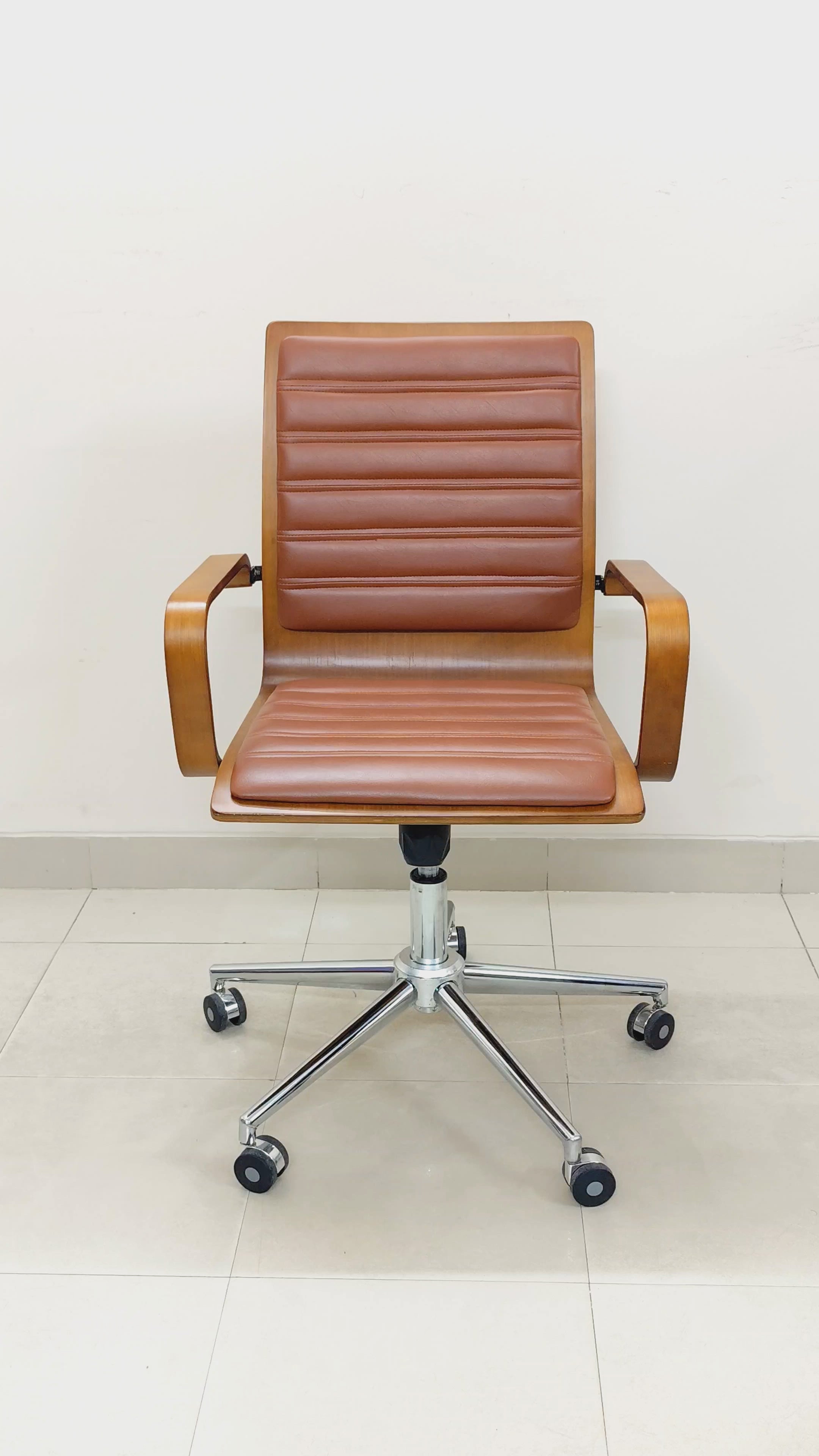 Elia - Executive Chair | BFS067